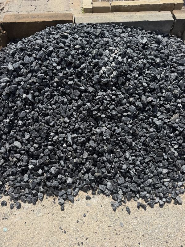 Black crushed stone