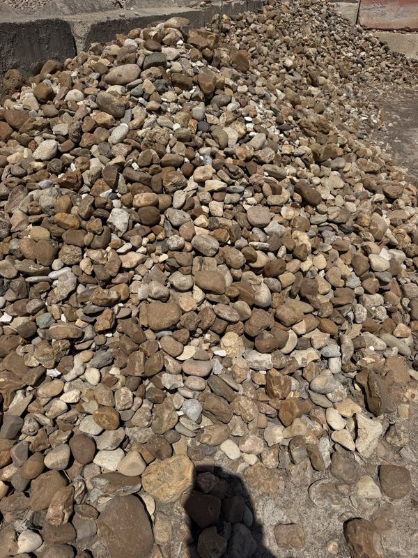 Mixed tan and gray landscape rock